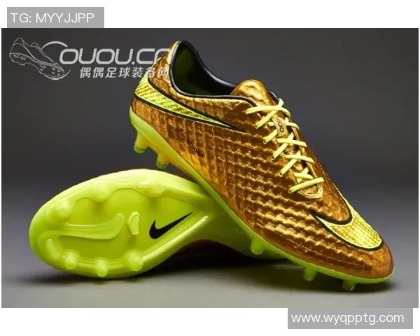 足球鞋的英语表达及其在比赛中的重要性分析